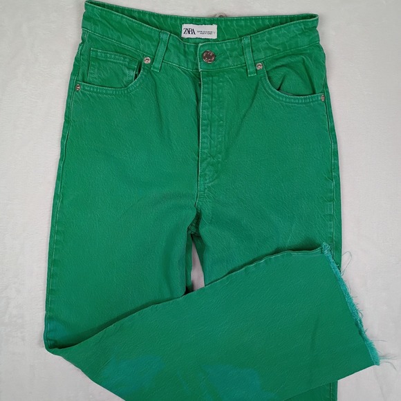 Zara Denim - Zara Green High Waisted Wide Leg Jeans Raw Hem Size 4 MEX 26 Kelly Green Denim